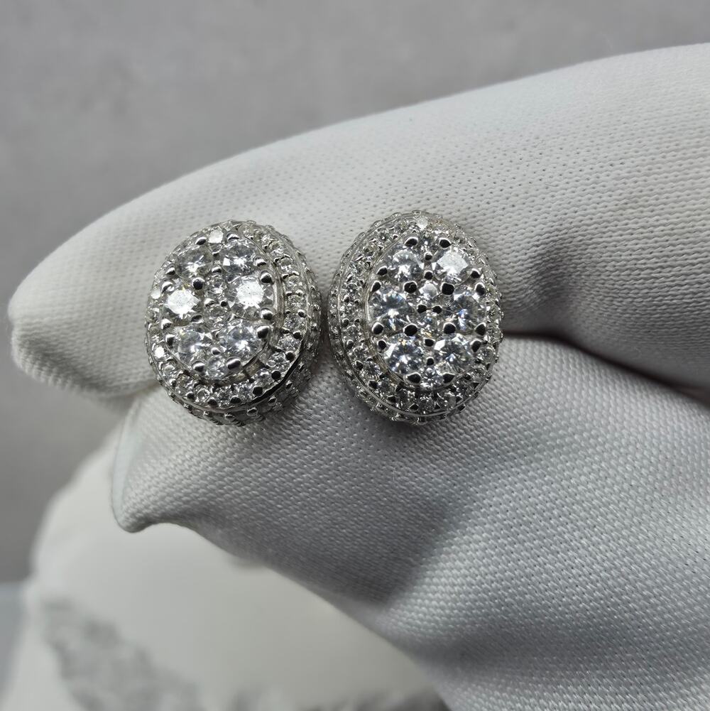 8.6mm 1.6ctw Moissanite Cluster Halo Stud Earrings 925 Silver Screwbacks VVS
